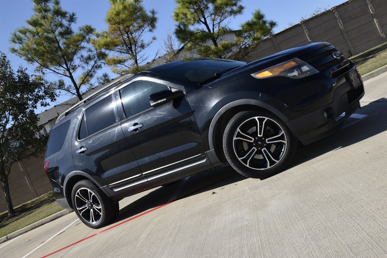 2013 Ford Explorer Sport photo 49