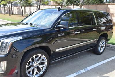 2018 Cadillac Escalade ESV 4X4 PREM NAV BK/CAM S/ROOF HTD/AC STS HWY MILE   - Photo 7 - Stafford, TX 77477