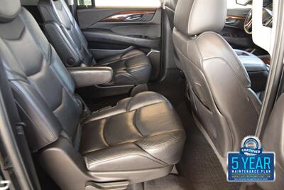 2018 Cadillac Escalade ESV 4X4 PREM NAV BK/CAM S/ROOF HTD/AC STS HWY MILE   - Photo 35 - Stafford, TX 77477