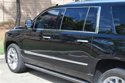 2018 Cadillac Escalade ESV 4X4 PREM NAV BK/CAM S/ROOF HTD/AC STS HWY MILE   - Photo 17 - Stafford, TX 77477