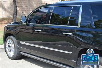 2018 Cadillac Escalade ESV 4X4 PREM NAV BK/CAM S/ROOF HTD/AC STS HWY MILE   - Photo 17 - Stafford, TX 77477