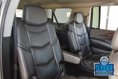 2018 Cadillac Escalade ESV 4X4 PREM NAV BK/CAM S/ROOF HTD/AC STS HWY MILE   - Photo 37 - Stafford, TX 77477
