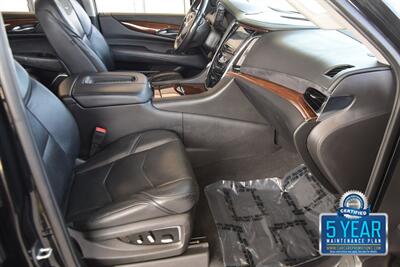 2018 Cadillac Escalade ESV 4X4 PREM NAV BK/CAM S/ROOF HTD/AC STS HWY MILE   - Photo 28 - Stafford, TX 77477