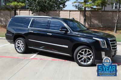 2018 Cadillac Escalade ESV 4X4 PREM NAV BK/CAM S/ROOF HTD/AC STS HWY MILE   - Photo 19 - Stafford, TX 77477