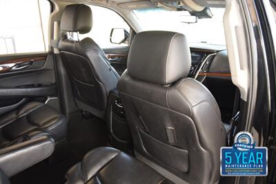 2018 Cadillac Escalade ESV 4X4 PREM NAV BK/CAM S/ROOF HTD/AC STS HWY MILE   - Photo 33 - Stafford, TX 77477