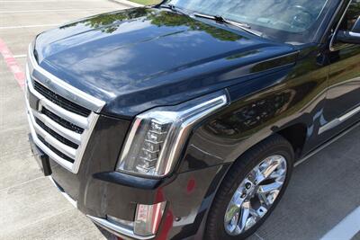 2018 Cadillac Escalade ESV 4X4 PREM NAV BK/CAM S/ROOF HTD/AC STS HWY MILE   - Photo 10 - Stafford, TX 77477