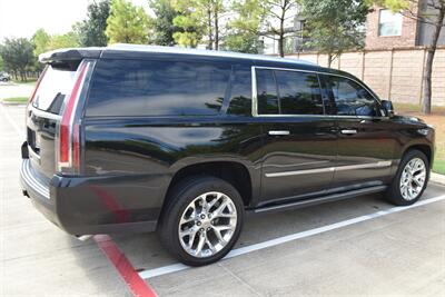 2018 Cadillac Escalade ESV 4X4 PREM NAV BK/CAM S/ROOF HTD/AC STS HWY MILE   - Photo 14 - Stafford, TX 77477