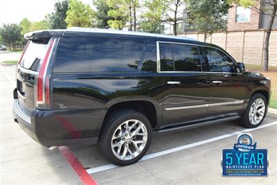 2018 Cadillac Escalade ESV 4X4 PREM NAV BK/CAM S/ROOF HTD/AC STS HWY MILE   - Photo 14 - Stafford, TX 77477