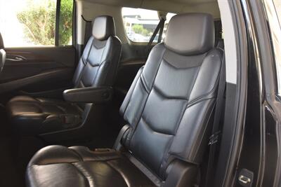 2018 Cadillac Escalade ESV 4X4 PREM NAV BK/CAM S/ROOF HTD/AC STS HWY MILE   - Photo 36 - Stafford, TX 77477