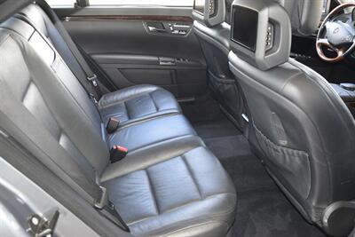 2011 Mercedes-Benz S 550   - Photo 35 - Stafford, TX 77477