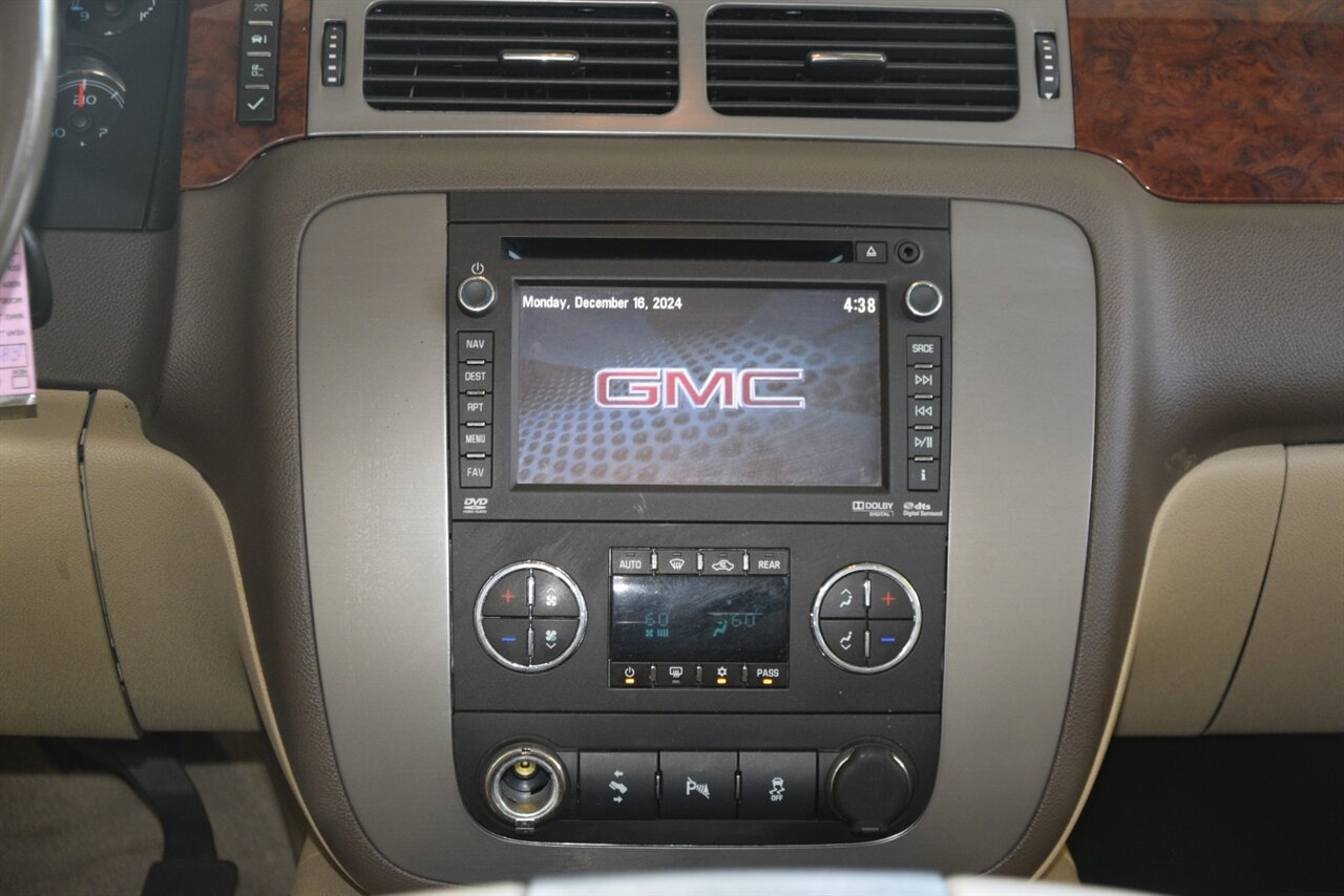 2012 GMC Yukon XL SLT photo 26