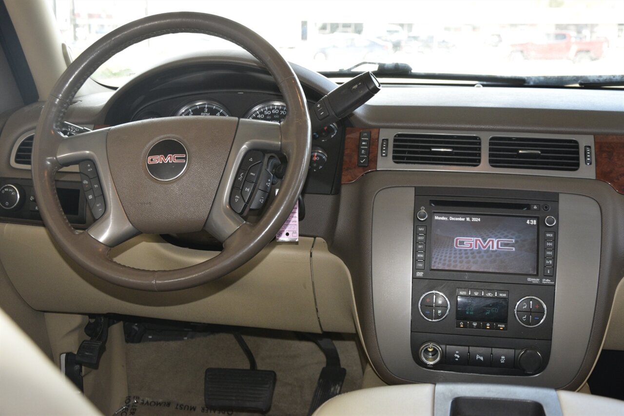 2012 GMC Yukon XL SLT photo 23