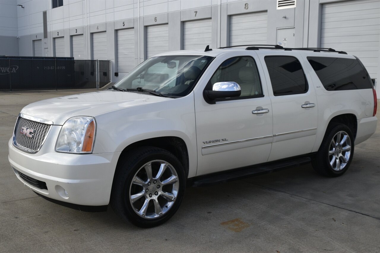 2012 GMC Yukon XL SLT photo 5