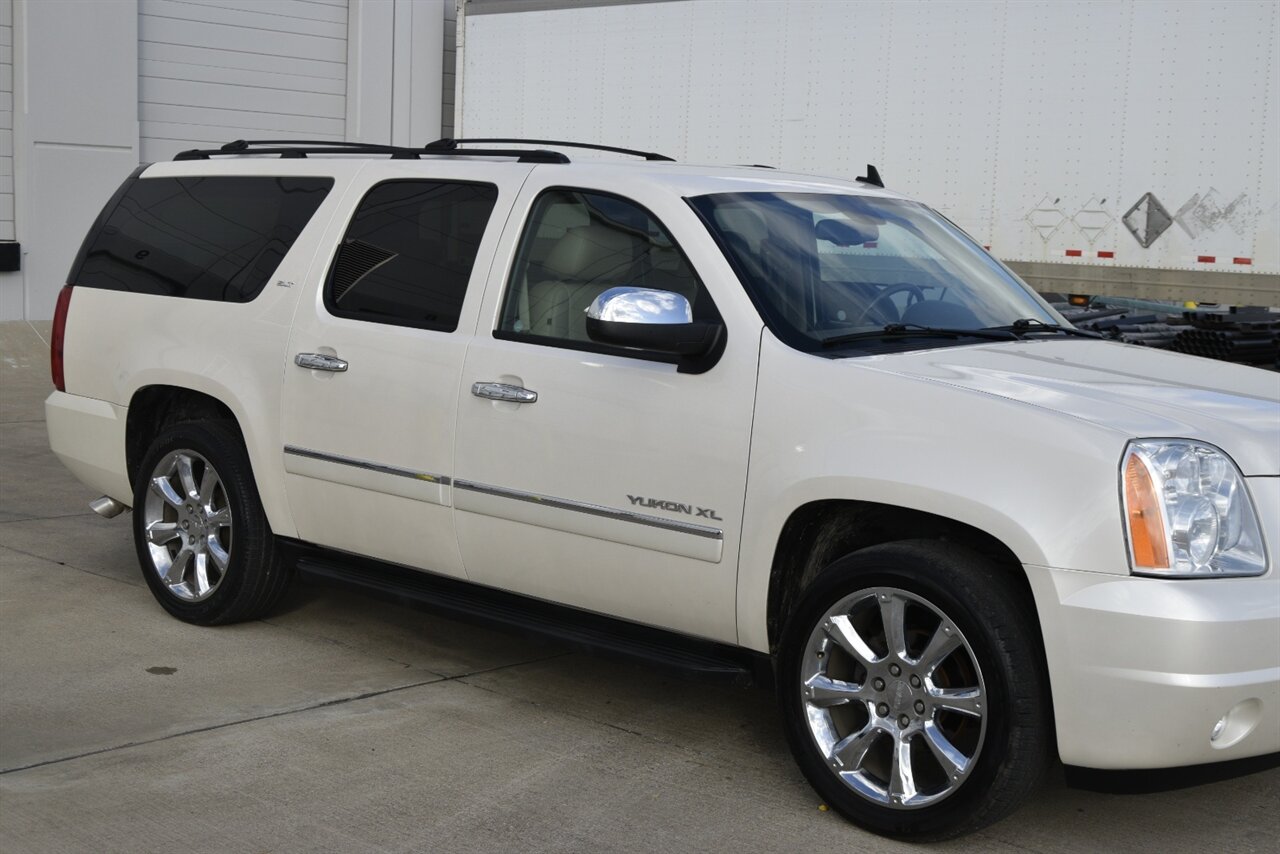 2012 GMC Yukon XL SLT photo 6