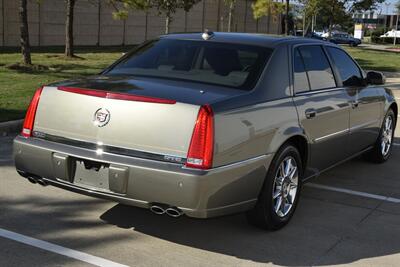 2011 Cadillac DTS LUXURY COLLECTION LTHR ROOF LOW MILES CLEAN   - Photo 14 - Stafford, TX 77477