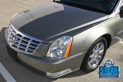 2011 Cadillac DTS LUXURY COLLECTION LTHR ROOF LOW MILES CLEAN   - Photo 9 - Stafford, TX 77477