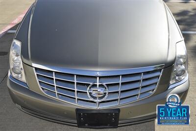 2011 Cadillac DTS LUXURY COLLECTION LTHR ROOF LOW MILES CLEAN   - Photo 11 - Stafford, TX 77477