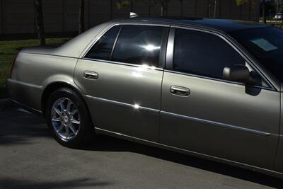 2011 Cadillac DTS LUXURY COLLECTION LTHR ROOF LOW MILES CLEAN   - Photo 8 - Stafford, TX 77477