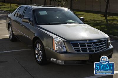 2011 Cadillac DTS LUXURY COLLECTION LTHR ROOF LOW MILES CLEAN   - Photo 12 - Stafford, TX 77477