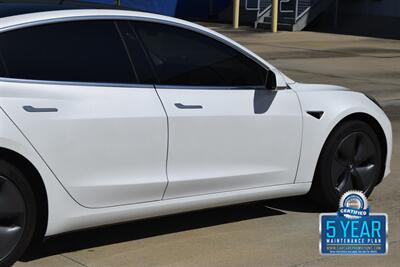 2019 Tesla Model 3 Long Range AWD FSD AUTOPILOT PANO 36K MILES   - Photo 18 - Stafford, TX 77477