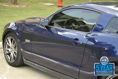 2011 Ford Mustang GT PREMIUM 6SPD MANUAL LTHR PREM WHLS FRESH TRADE   - Photo 17 - Stafford, TX 77477