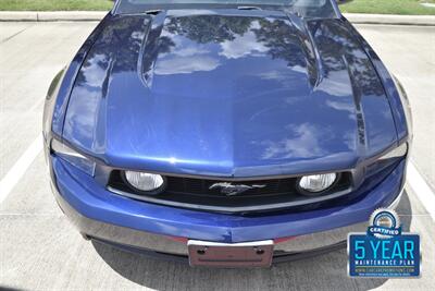 2011 Ford Mustang GT PREMIUM 6SPD MANUAL LTHR PREM WHLS FRESH TRADE   - Photo 12 - Stafford, TX 77477