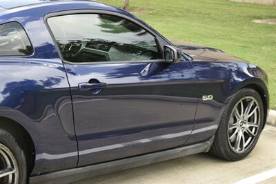 2011 Ford Mustang GT PREMIUM 6SPD MANUAL LTHR PREM WHLS FRESH TRADE   - Photo 18 - Stafford, TX 77477