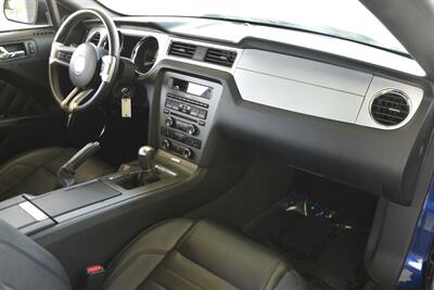 2011 Ford Mustang GT PREMIUM 6SPD MANUAL LTHR PREM WHLS FRESH TRADE   - Photo 25 - Stafford, TX 77477