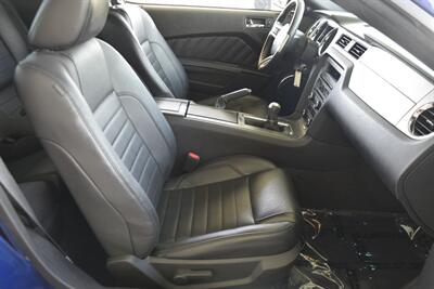 2011 Ford Mustang GT PREMIUM 6SPD MANUAL LTHR PREM WHLS FRESH TRADE   - Photo 27 - Stafford, TX 77477