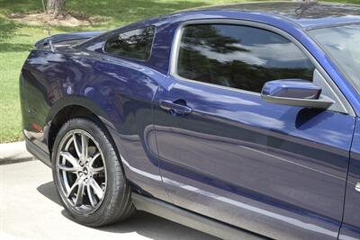 2011 Ford Mustang GT PREMIUM 6SPD MANUAL LTHR PREM WHLS FRESH TRADE   - Photo 8 - Stafford, TX 77477