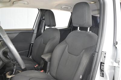 2016 Jeep Renegade Sport   - Photo 23 - Stafford, TX 77477