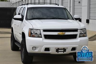 2013 Chevrolet Suburban LT LTHR ROOF HTD STS LIFTED PREM WHLS NICE   - Photo 13 - Stafford, TX 77477