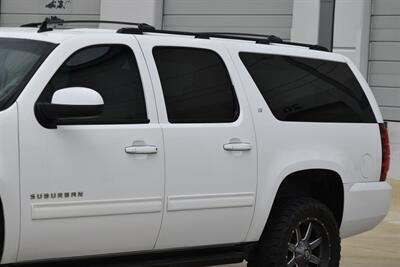 2013 Chevrolet Suburban LT LTHR ROOF HTD STS LIFTED PREM WHLS NICE   - Photo 9 - Stafford, TX 77477