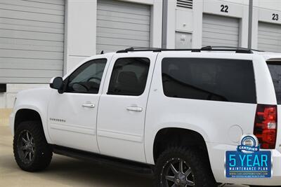 2013 Chevrolet Suburban LT LTHR ROOF HTD STS LIFTED PREM WHLS NICE   - Photo 18 - Stafford, TX 77477