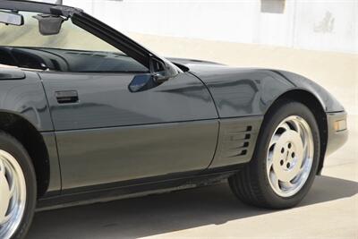 1993 Chevrolet Corvette CONVERTIBLE w/ HARD TOP AUTO 51K MILES VERY CLEAN   - Photo 20 - Stafford, TX 77477