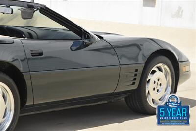 1993 Chevrolet Corvette CONVERTIBLE w/ HARD TOP AUTO 51K MILES VERY CLEAN   - Photo 20 - Stafford, TX 77477