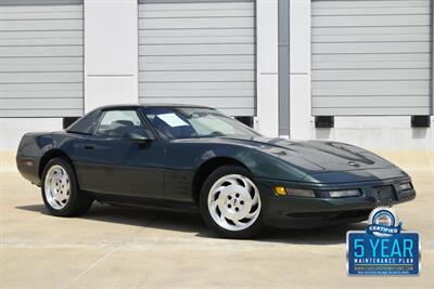 1993 Chevrolet Corvette CONVERTIBLE w/ HARD TOP AUTO 51K MILES VERY CLEAN   - Photo 2 - Stafford, TX 77477