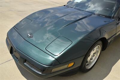 1993 Chevrolet Corvette CONVERTIBLE w/ HARD TOP AUTO 51K MILES VERY CLEAN   - Photo 11 - Stafford, TX 77477