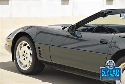 1993 Chevrolet Corvette CONVERTIBLE w/ HARD TOP AUTO 51K MILES VERY CLEAN   - Photo 19 - Stafford, TX 77477