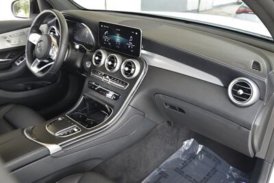 2023 Mercedes-Benz GLC GLC 300 4MATIC   - Photo 40 - Stafford, TX 77477