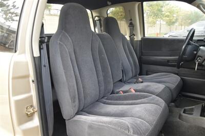 2002 Dodge Dakota SLT   - Photo 27 - Stafford, TX 77477