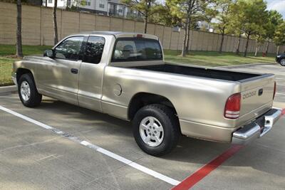 2002 Dodge Dakota SLT   - Photo 4 - Stafford, TX 77477