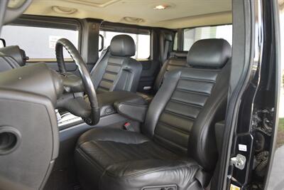 2006 Hummer H2 SUT 4dr Crew Cab   - Photo 24 - Stafford, TX 77477