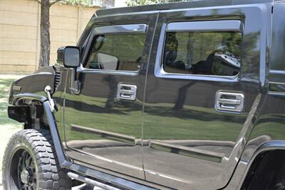 2006 Hummer H2 SUT 4dr Crew Cab   - Photo 8 - Stafford, TX 77477