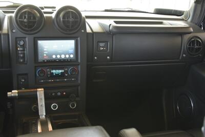 2006 Hummer H2 SUT 4dr Crew Cab   - Photo 32 - Stafford, TX 77477