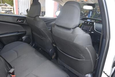 2021 Toyota Prius LE NAV BK/CAM HWY MILES FRESH TRADE NICE   - Photo 35 - Stafford, TX 77477