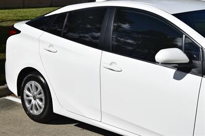 2021 Toyota Prius LE NAV BK/CAM HWY MILES FRESH TRADE NICE   - Photo 8 - Stafford, TX 77477