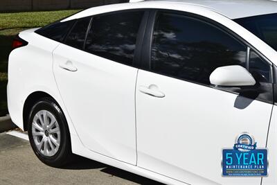 2021 Toyota Prius LE NAV BK/CAM HWY MILES FRESH TRADE NICE   - Photo 8 - Stafford, TX 77477