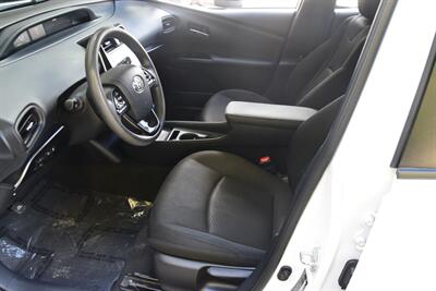 2021 Toyota Prius LE NAV BK/CAM HWY MILES FRESH TRADE NICE   - Photo 30 - Stafford, TX 77477