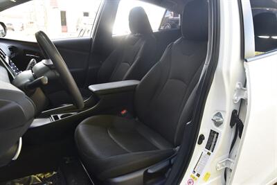 2021 Toyota Prius LE NAV BK/CAM HWY MILES FRESH TRADE NICE   - Photo 32 - Stafford, TX 77477